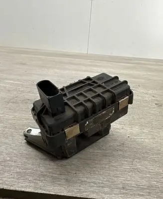 Jaguar S-Type Turbine electric control actuator 7722391 752406