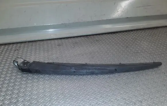 Mitsubishi Outlander Rear wiper blade 