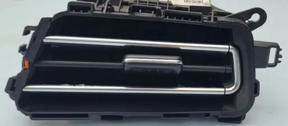 KIA Niro Dash center air vent grill