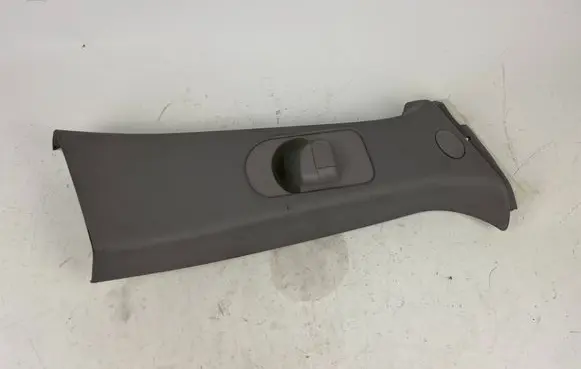 Alfa Romeo Stelvio (B) pillar trim (top) 01561087440 01561287890 559559