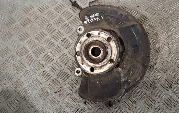 Volvo V70 Front wheel hub 9461943 30760714 31329980