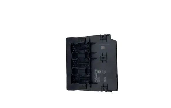Volkswagen PASSAT B7 Central body control module 3AA937087H