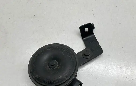Hyundai Tucson TL Horn signal 0080402012