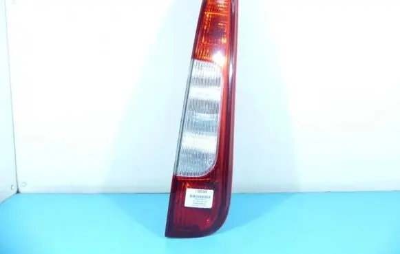 Ford C-MAX I Rear/tail lights IMPRK1320048