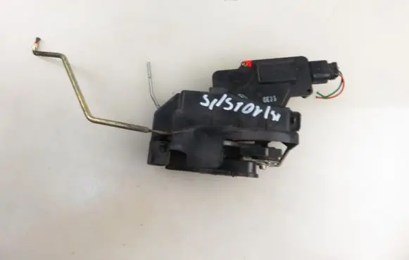 Front door lock