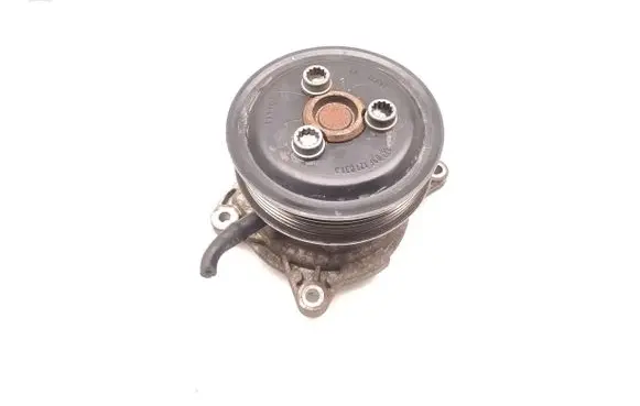 Volkswagen Polo V 6R Water pump 03F121031A