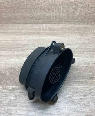 BMW 3 E46 Mass air flow meter 7787076 0928400468