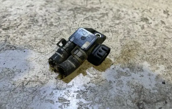 KIA Ceed Exhaust gas pressure sensor 392102A800 8L19 NS01220