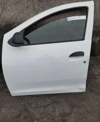 Dacia Sandero Front door DV369