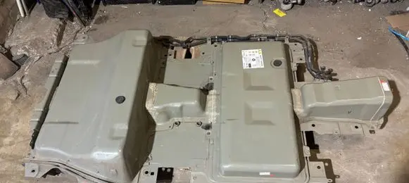 Peugeot 208 II Hybrid / electric car battery 0219117 B004603