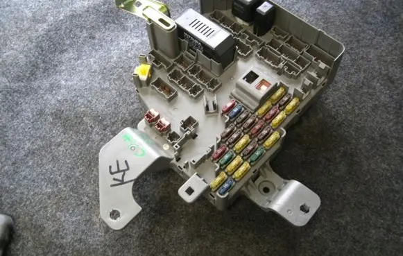 Honda Legend III KA9 Fuse box set