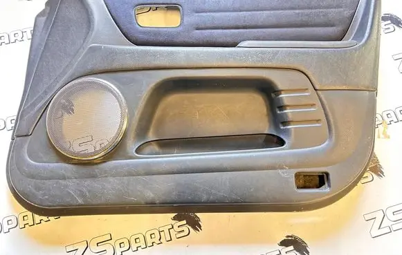 Lexus IS 200-300 Front door card panel trim 6776353020