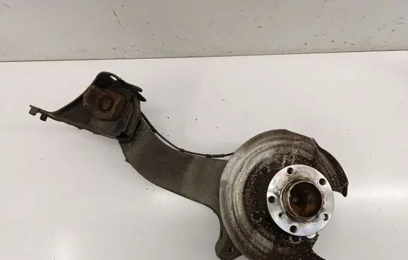 Mini Cooper Countryman R60 Rear wheel hub 9813210
