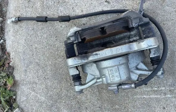 Audi A3 8Y Front brake caliper 7L766C