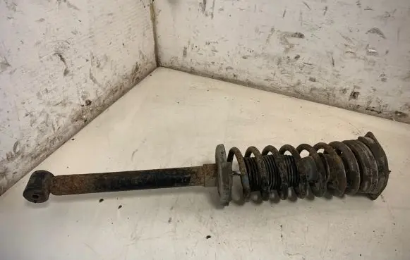Volkswagen PASSAT B4 Rear shock absorber with coil spring 