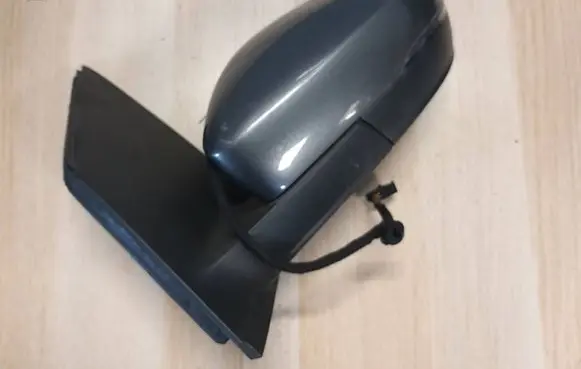 Volkswagen Polo V 6R Front door electric wing mirror