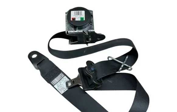 Ford Kuga I Front seatbelt 8V41S61294AD 040962 608730300