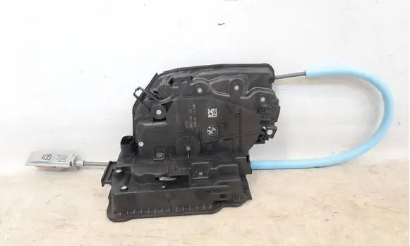 BMW X3 G01 Front door lock 9492092 51219492092