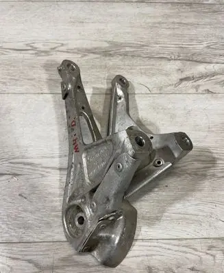 BMW M4 F82 F83 Engine mounting bracket 2284204