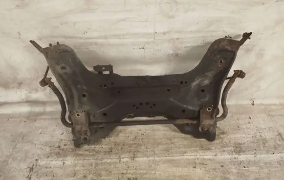 Peugeot 5008 Front subframe