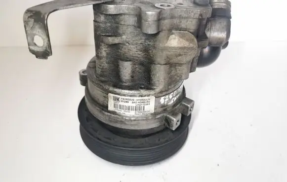 BMW 5 E60 E61 Power steering pump 61289 LH2113353 6768939026