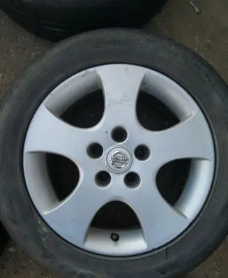 Toyota Avensis Verso R16 alloy rim 