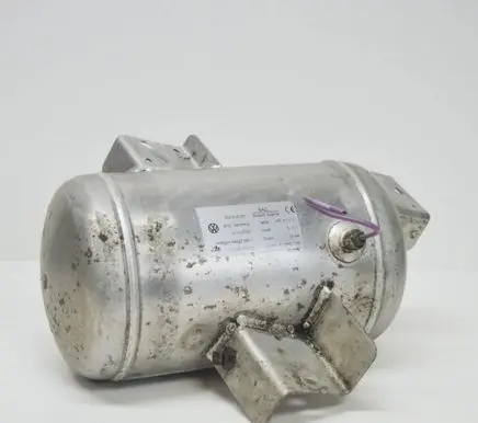 Volkswagen Phaeton Air suspension compressor/pump 3D0616201