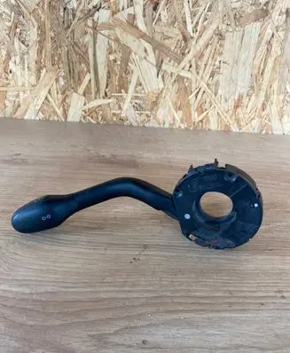 Volkswagen Golf III Indicator stalk 00TSAE0896