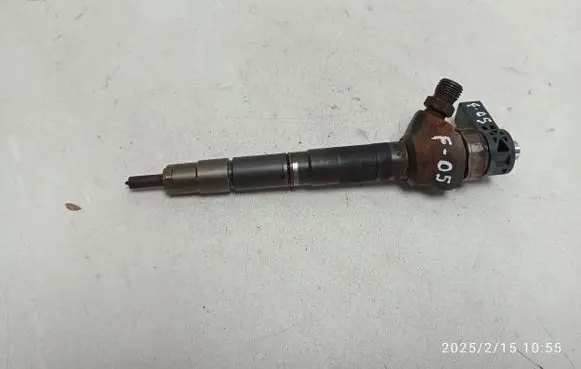 Audi Q3 8U Fuel injector 03L130277J