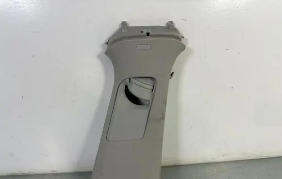 Volkswagen Touareg III (B) pillar trim (top) 760867244D