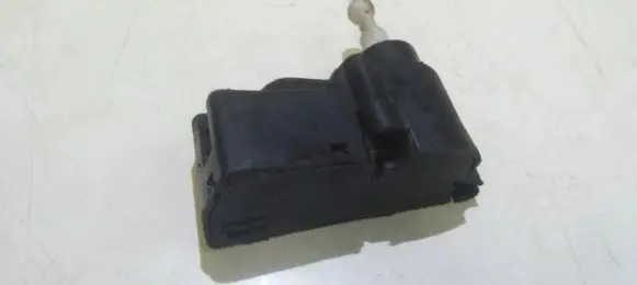 Hyundai i30 Headlight level adjustment motor 