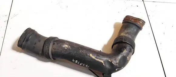 Air intake hose/pipe