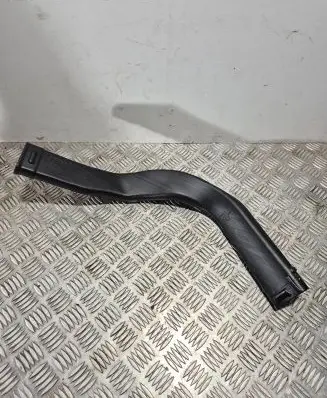 Volvo S60 Cabin air duct channel 31418191