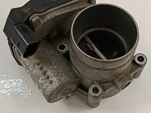 Volkswagen Golf VI Throttle valve 03C133062S