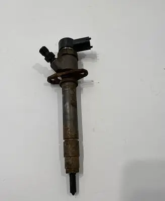 Volvo XC90 Fuel injector 0445110078
