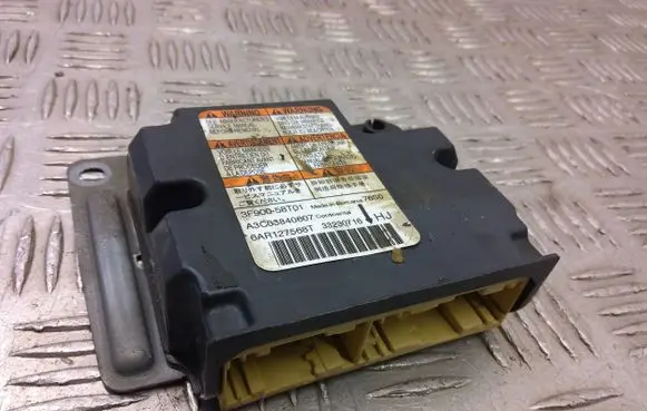 Suzuki SX4 S-Cross Airbag control unit/module 3f90058t01