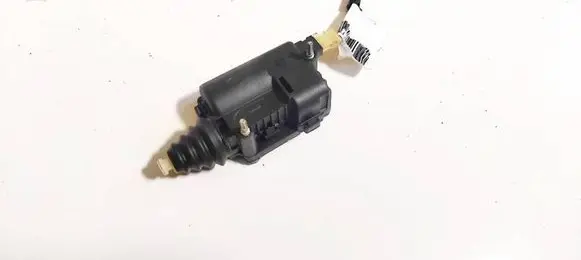 Opel Corsa D Central locking motor 13208157 1487430036418