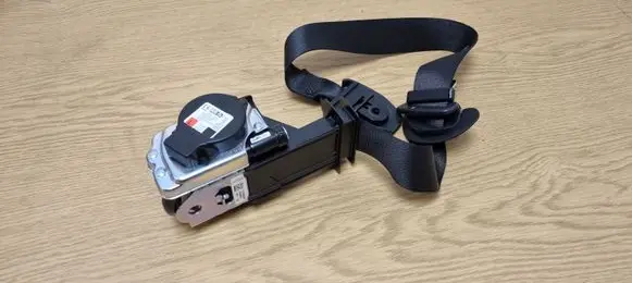 BMW 3 G20 G21 Front seatbelt 7496289