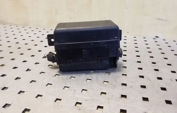 KIA Sorento Fuse module 0K53A67BX1