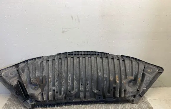 Mercedes-Benz C W204 Front bumper skid plate/under tray A2045200723