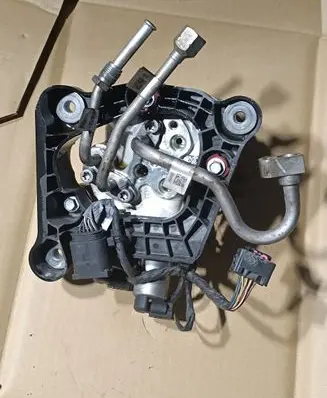 BMW 7 F01 F02 F03 F04 Active stabilizer control/valve assembly 10641010