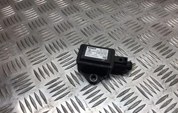 Audi A4 S4 B6 8E 8H ESP acceleration yaw rate sensor 8E0907637A