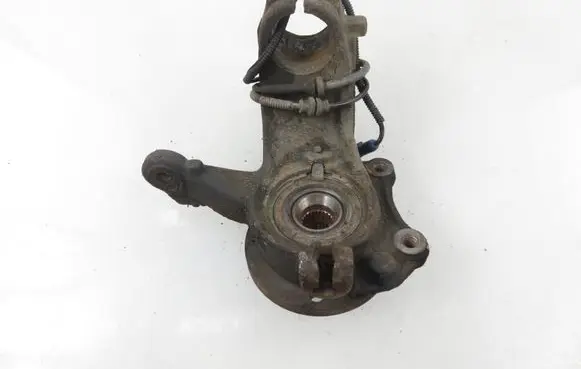 Peugeot 2008 I Front wheel hub spindle knuckle 