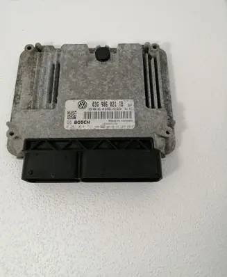 Volkswagen PASSAT B6 Engine control unit/module 03G906021TB