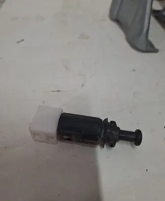 Renault Trafic II (X83) Brake power pressure regulator 