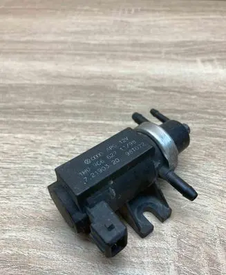 Volkswagen Golf IV Turbo solenoid valve 1H0906627 98T072