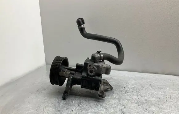 BMW X5 E70 Power steering pump 679645202 LH2115880 6796452
