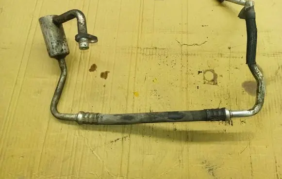 Renault Espace - Grand espace IV Air conditioning (A/C) pipe/hose 8200680940