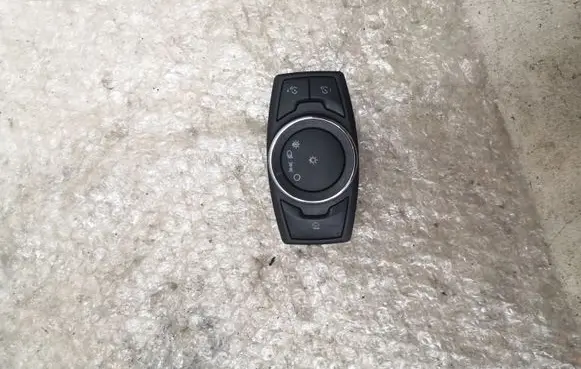 Ford Fusion II Light switch DG9T13D061
