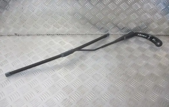 Renault Megane II Front wiper blade arm
